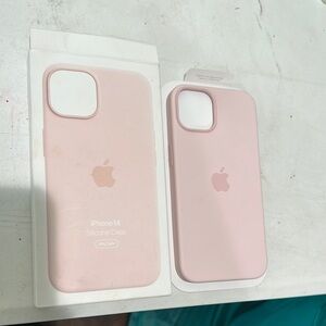 iPhone 14 silicone case (MagSafe)